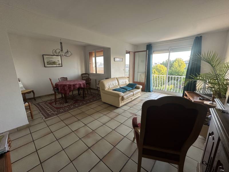 SOUS-COMPROMIS ! Maison BEAU VOLUME idéal FAMILLE très bien située au HAVRE (76620) - Sanvic