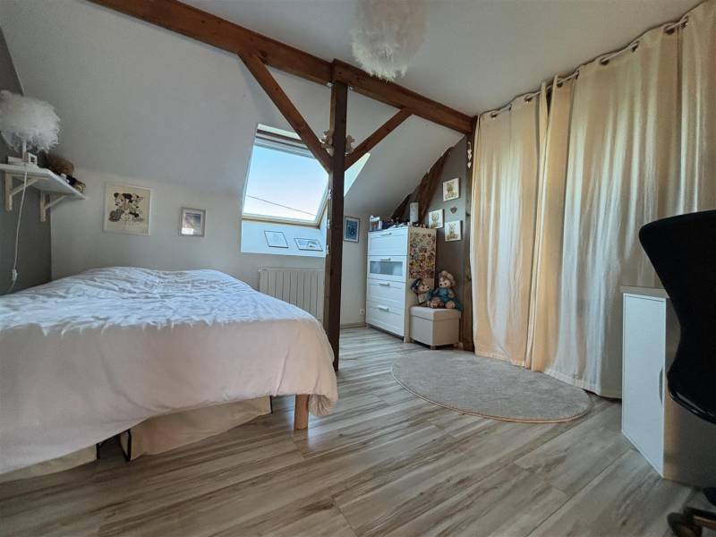 GRANDE Maison de CHARME offrant vie de PLAIN-PIED située AU CALME proche ANGERVILLE L'ORCHER (76280)