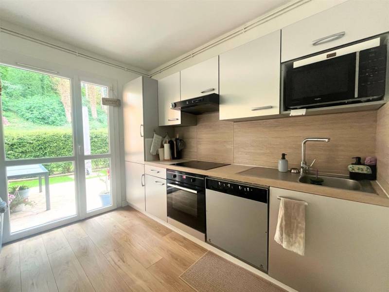 En EXCLUSIVITÉ, Appartement avec TERRASSE et JARDIN très bien situé à MONTIVILLIERS (76290)