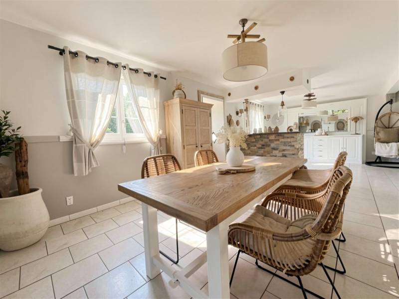 En EXCLUSIVITÉ, BELLE Maison Volume 160m² bien située proche MONTIVILLIERS (76290)