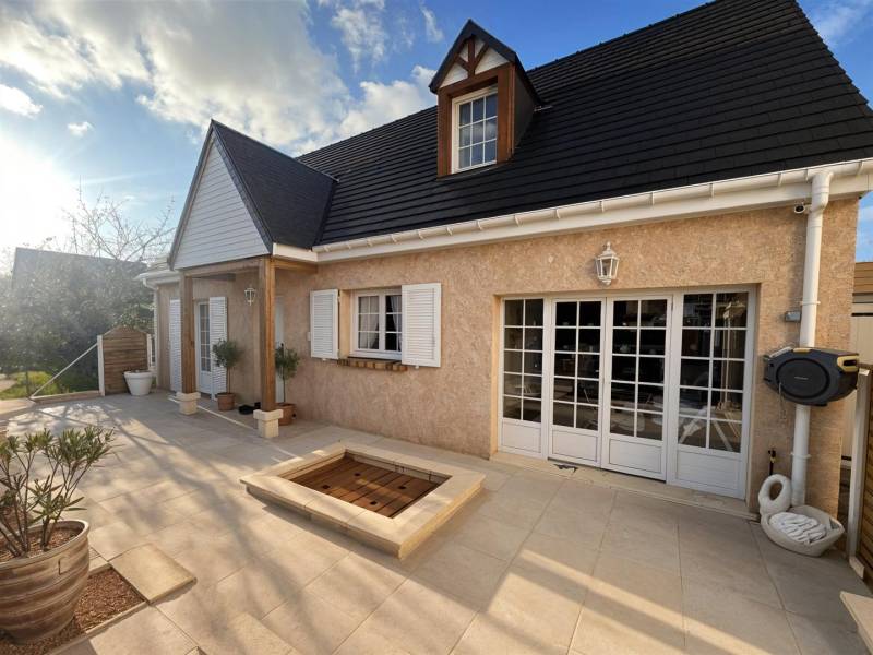 En EXCLUSIVITÉ, BELLE Maison Volume 160m² bien située proche MONTIVILLIERS (76290)